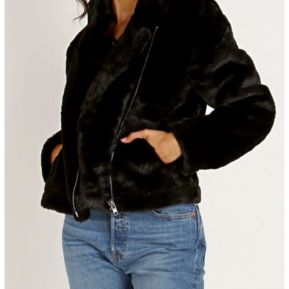 APPAPARIS Tukio Faux Fur Jacket - Picture 1 of 12